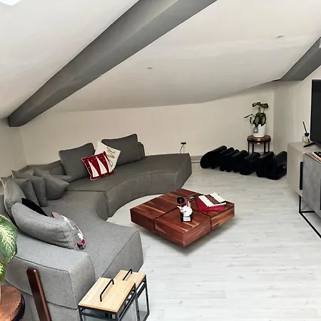 Apartment Attico “the Queen” *